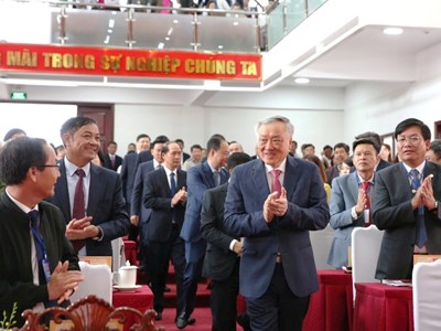 Phó Thủ tướng Thường trực Nguyễn Hoà Bình dự Đại hội Đại biểu Đảng bộ xã điểm ở Lâm Đồng