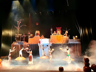  “Chum Show” - sự hòa quyện của văn hóa 