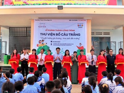 “Thư viện Bồ câu trắng” khơi dậy văn hóa đọc sách cho học sinh