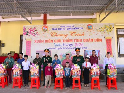 Xuân yêu thương đến với bản làng xã Ia Mơ