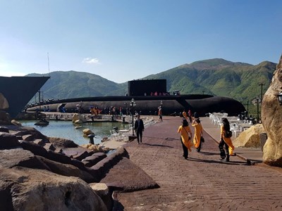 Du lịch trải nghiệm cùng… đá