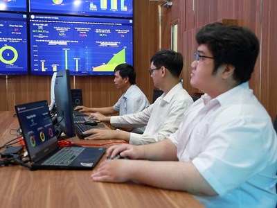 Tạo cầu nối với người dân qua ứng dụng “KhanhHoa-S”