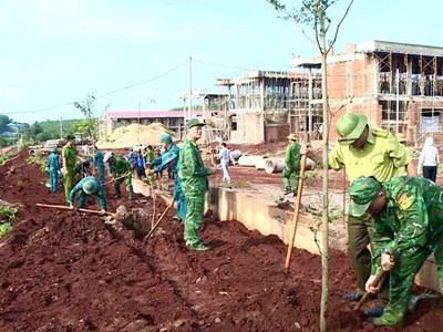 Gia Lai: Chung tay phủ xanh vùng biên hưởng ứng Ngày Môi trường thế giới