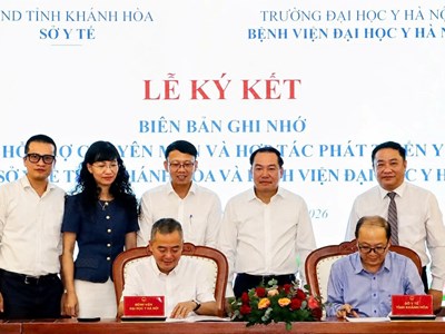 Khánh Hòa hợp tác với Bệnh viện Đại học Y Hà Nội, nâng cao chất lượng khám chữa bệnh