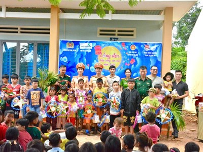 Gia Lai: Trao hơn 2.000 phần quà Trung thu đến trẻ em vùng khó