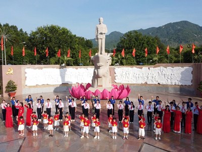 Lan tỏa giá trị lịch sử từ sự kiện Bác Hồ đến vịnh Cam Ranh 