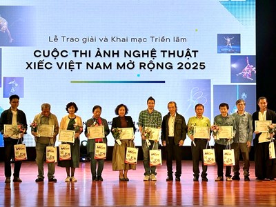 Trao giải và khai mạc Triển lãm Cuộc thi ảnh Nghệ thuật xiếc 2025