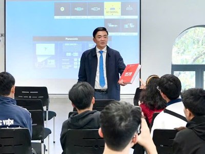 Thắp sáng đam mê nhiếp ảnh tại workshop “Lăng kính hạnh phúc”