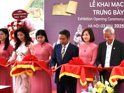 Khai mạc trưng bày “Di sản văn hóa​ Việt Nam - Sức sống từ truyền thống đến hiện đại”