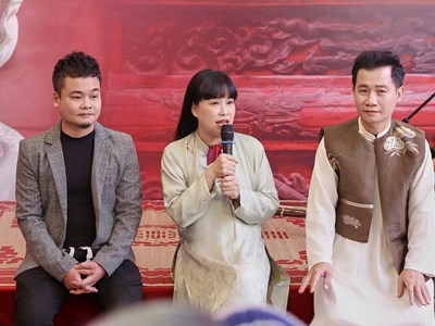 Giữ “hồn” Xẩm cổ, mở lối Xẩm đối thoại với ​đời sống đương đại