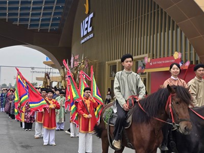 Hội chợ Mùa Xuân 2026 sôi động với chuỗi sự kiện nghệ thuật trong ngày cuối tuần