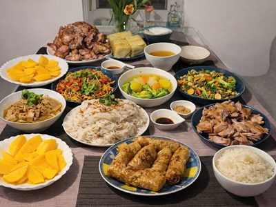 Tết Việt giữa châu Âu: Khi mùa xuân đi theo bước chân người xa xứ