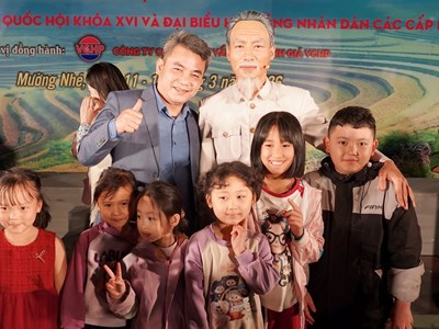 Nhà hát Kịch Việt Nam mang chương trình nghệ thuật đến với​ đồng bào vùng biên giới