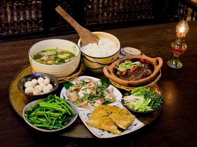 Thể lệ cuộc thi viết chủ đề “Bữa cơm gia đình ấm áp yêu thương”