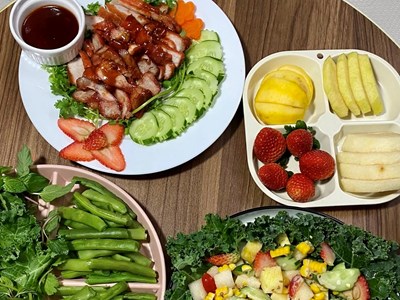 Bữa cơm gia đình: Giữ nếp sống tiết kiệm, “giữ lửa” yêu thương trong nhịp sống hiện đại