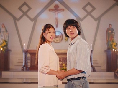 Bộ phim “Hẹn em ngày nhật thực” không ồn ào nhưng vẫn “thắng lớn”