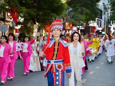 Khởi động chuỗi hoạt động văn hóa, nghệ thuật Lễ hội Hoa Phượng Đỏ 2026