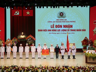 Thủ tướng Lê Minh Hưng dự Lễ đón nhận danh hiệu Anh hùng LLVTND của Công an TP. Hải Phòng