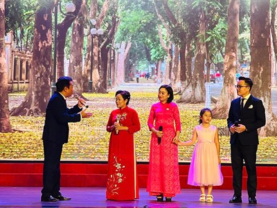 Hà Nội tổ chức nhiều hoạt động hướng tới kỷ niệm 25 năm Ngày Gia đình Việt Nam