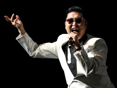 Chủ nhân bản hit “Gangnam Style” vướng lùm xùm pháp lý
