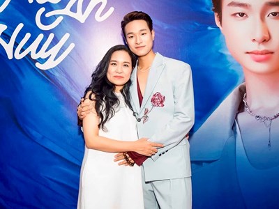 Là con nhà nòi, càng phải tự khẳng định mình trong nghệ thuật