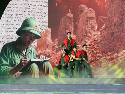 Hải Phòng tổ chức chương trình “Vành hoa lửa” nhân kỷ niệm 79 năm Ngày Thương binh - Liệt sĩ