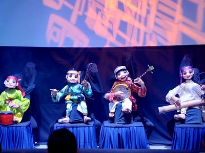 Vở diễn “In bóng Long Thành”: Tái hiện Hà Nội xưa giữa lòng phố cổ