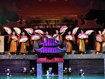 Sân khấu đang thiếu điều gì để bứt phá?