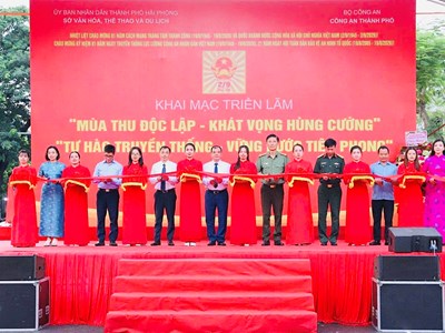 Hải Phòng tái hiện hành trình 81 năm của lực lượng Công an