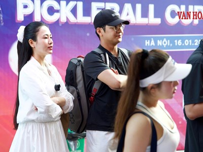 Việt Hoa – “trợ lý” đặc biệt của Vương Trọng Trí tại Giải Pickleball Báo Văn Hóa 