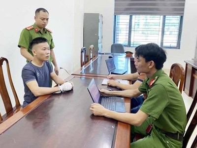 Bắt giữ đối tượng “liều lĩnh” đi ô tô cướp tiệm vàng 