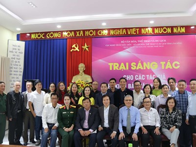 Khai mạc Trại sáng tác cho các tác giả viết kịch bản văn học năm 2024