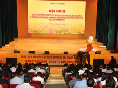 Tổng kết 10 năm thực hiện Nghị quyết 33 về phát triển văn hóa, con người