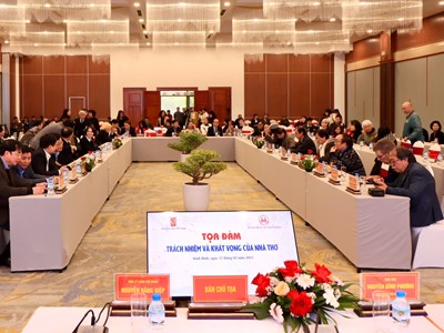 Phát huy trách nhiệm, khát vọng nhà thơ