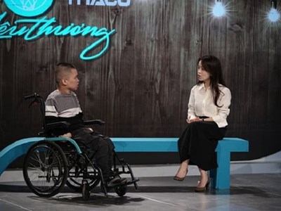 Hành trình về những “bông hoa” nghị lực