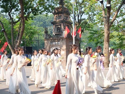 Động lực cho đào tạo nguồn nhân lực chất lượng cao của Thủ đô