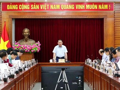 Xây dựng Luật Báo chí (sửa đổi), hướng tới đưa báo chí thành một trong những ngành CNVH