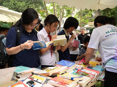 Hướng đến chuyển đổi từ “Văn hóa đọc” sang “Văn hóa tri thức số”