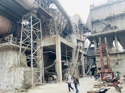 Khẩn trương điều tra nguyên nhân vụ tai nạn lao động làm 10 người thương vong