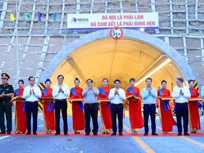 Thủ tướng phát lệnh đưa vào khai thác cao tốc Cam Lâm - Vĩnh Hảo và Diễn Châu - Bãi Vọt