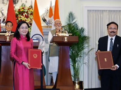 Hợp tác văn hoá, du lịch và giao lưu nhân dân