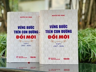 Giới thiệu tập 3 và 4 bộ sách “Vững bước trên con đường đổi mới”