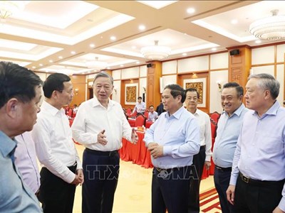 Tổng Bí thư Tô Lâm làm việc với Tiểu ban Kinh tế - Xã hội Đại hội XIV của Đảng