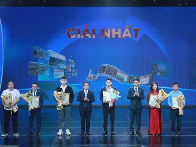 Lễ trao giải Báo chí tuyên truyền về an toàn giao thông năm 2024