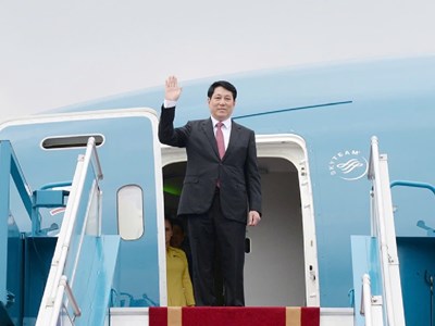 Chuyến thăm nghĩa tình của quan hệ thủy chung “có một không hai“