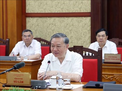 Lấy ý kiến nhân dân về nội dung sửa đổi, bổ sung Hiến pháp năm 2013 đảm bảo đúng tiến độ để trình Quốc hội