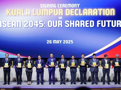 Các nhà lãnh đạo ASEAN ký Tuyên bố Kuala Lumpur
