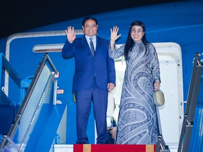 Thủ tướng lên đường bắt đầu chuyến công tác tại châu Âu