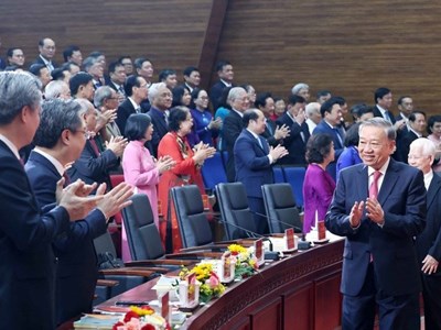  Sáng nay, cả nước đồng loạt công bố Nghị quyết, Quyết định sáp nhập đơn vị hành chính, chỉ định nhân sự