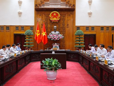 Thủ tướng chủ trì cuộc họp về chủ trương đầu tư xây dựng trường học cho các xã biên giới